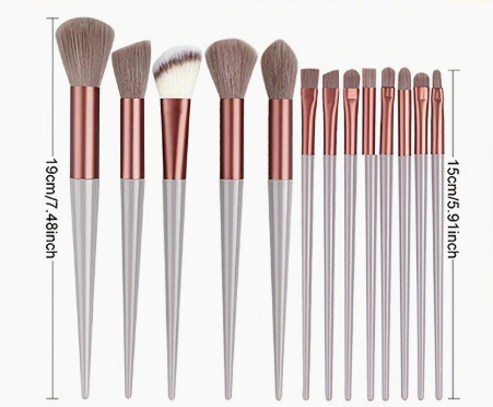 Black makeup brush set
