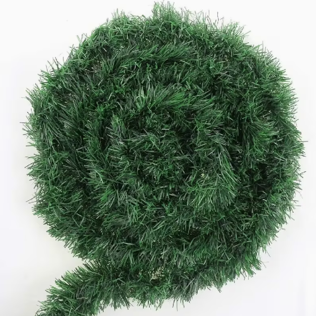Green artificial garland selection
