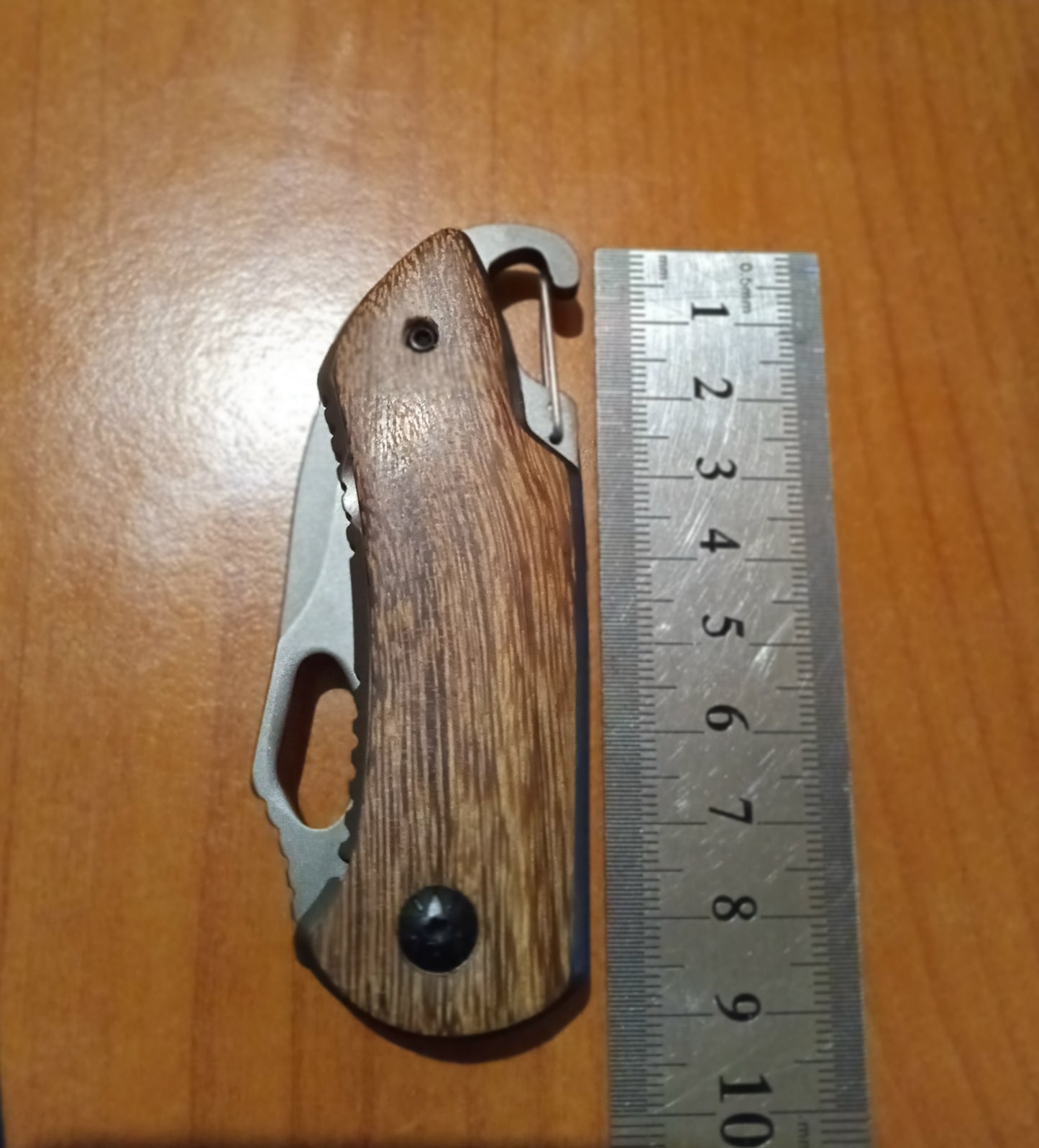 Folding pocket knife