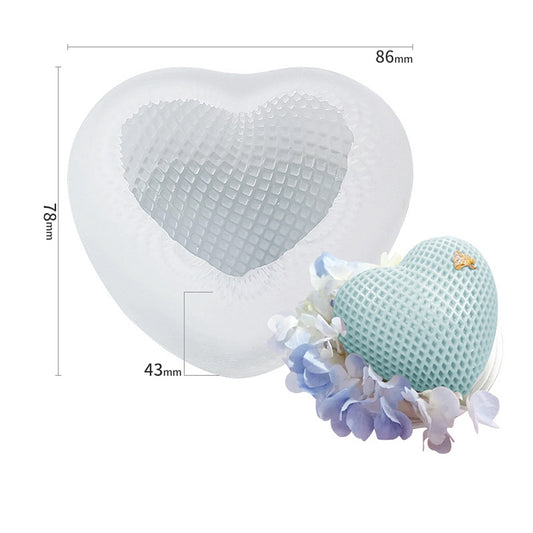 Heart shape patterned mold